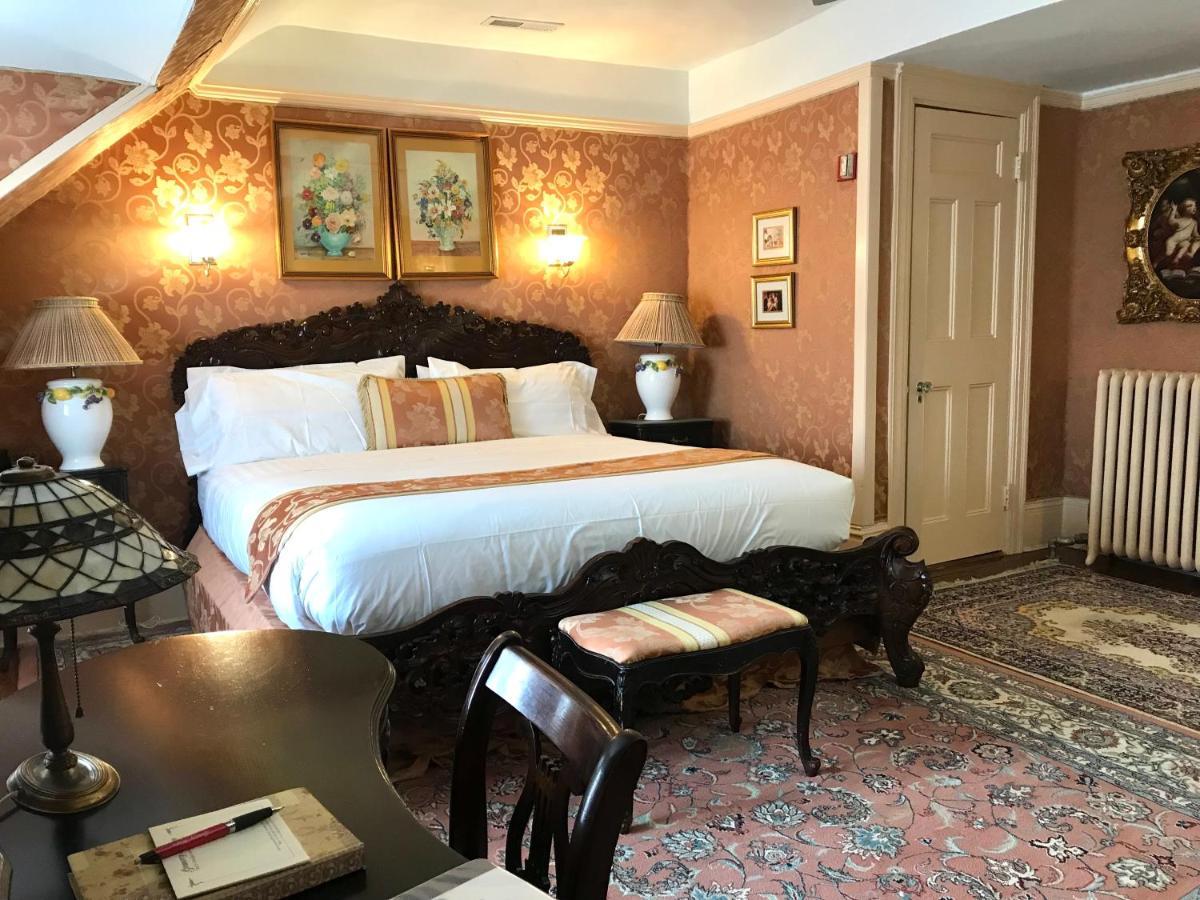 Gramercy Mansion Stevenson Room photo
